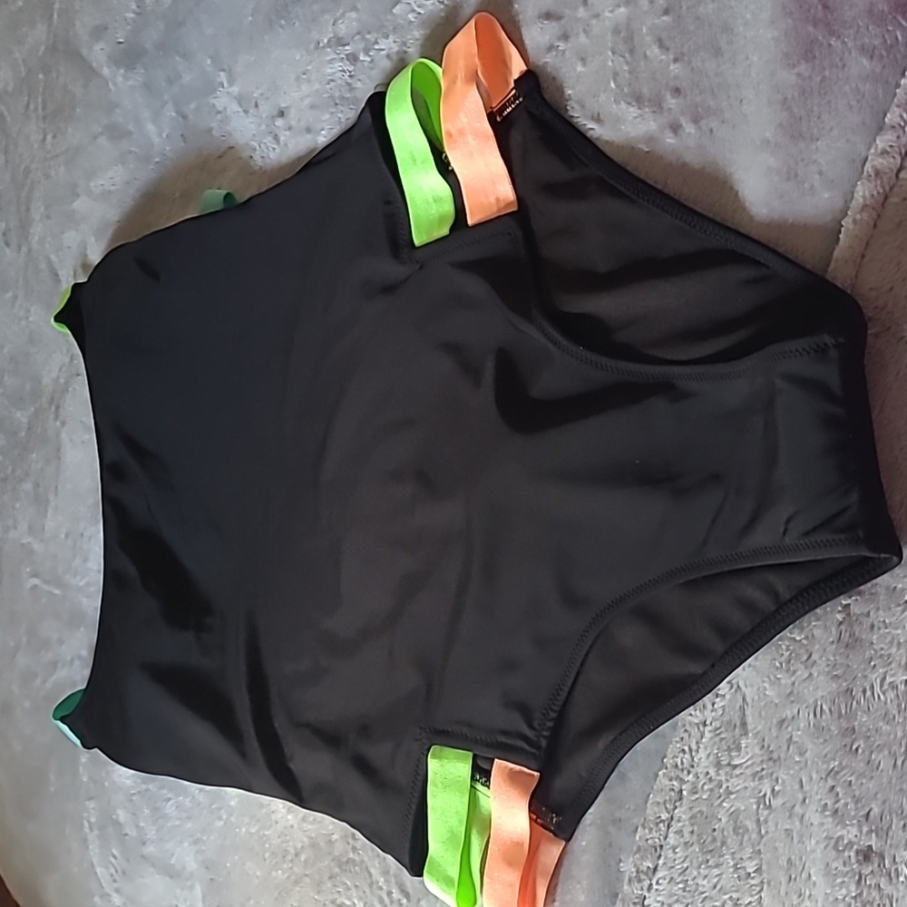 VICTORIA SECRET SWIMSUIT